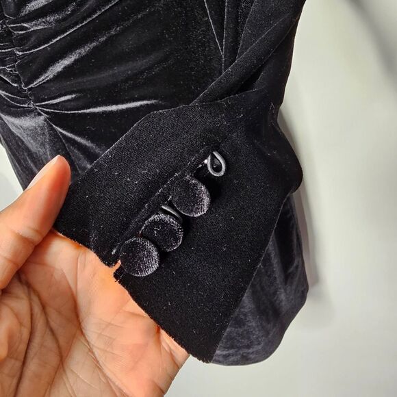 Zara Black Long Sleeve Velvet Mini Dress - Picture 8 of 12